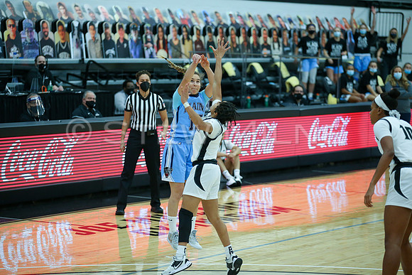 WBB_v_Maine2020_050
