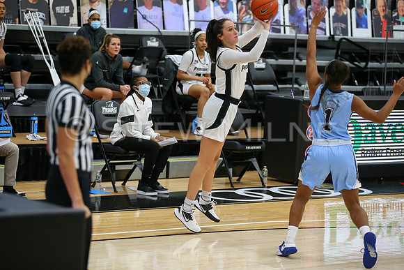 WBB_v_Maine2020_550