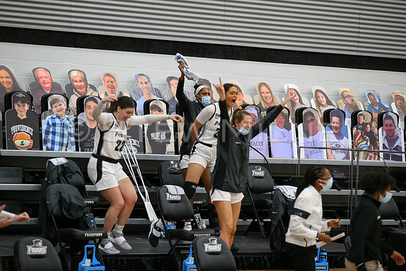 WBB_v_Maine2020_612